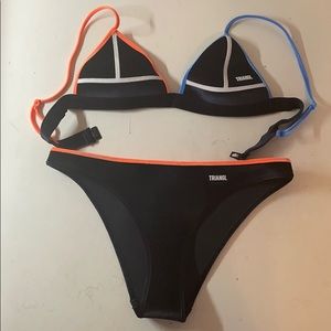 Triangl Bikini